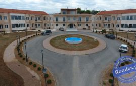 Ενα ιδανικό σπίτι «αγκαλιά» για τον παππού και τη γιαγιά στο Δήλεσι