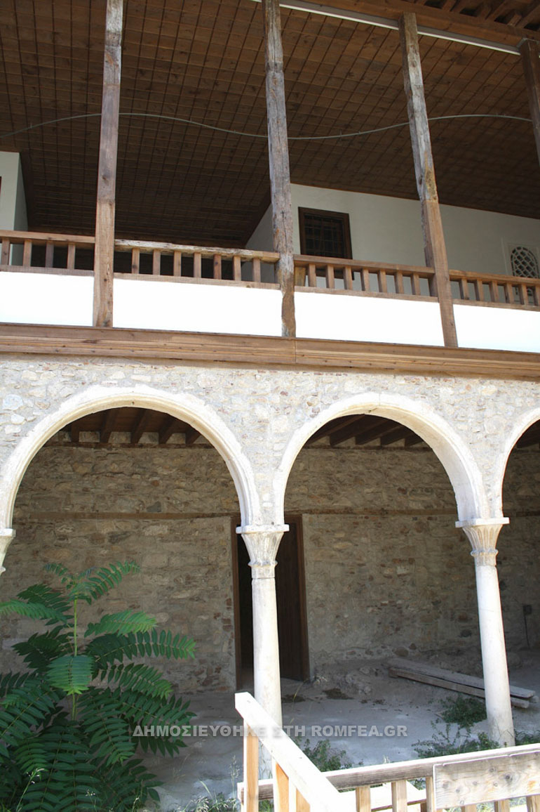 spiti agias filotheis 1