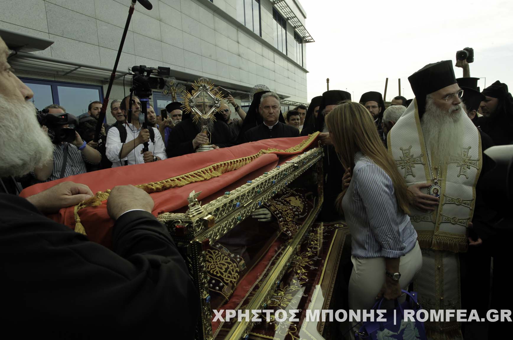 afixi agia eleni 1