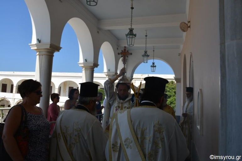 tinos 1