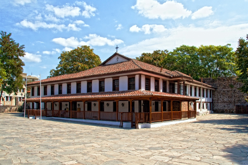 naos komotinis