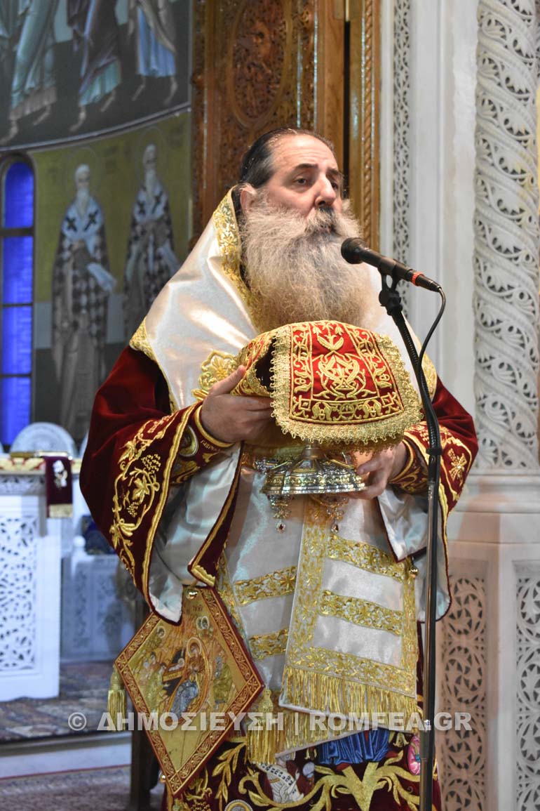 xristougenna peiraias 1