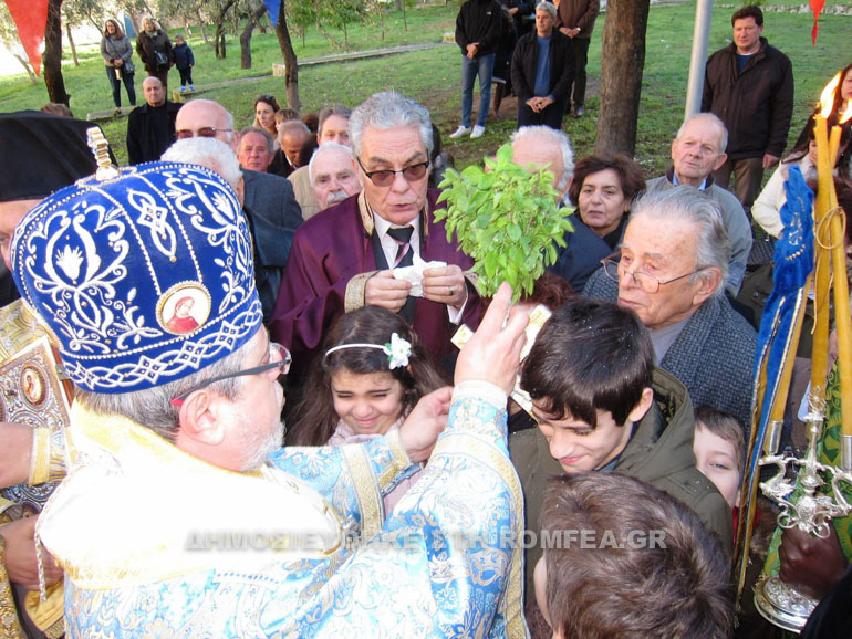 theofania metoxi kipseli 1