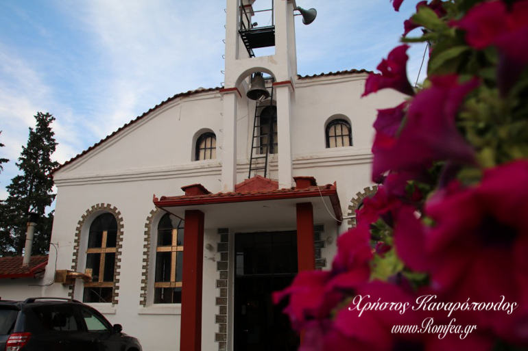 paraklis panagia 1