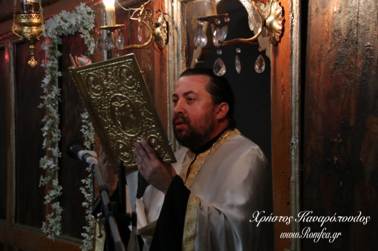 paraklis panagia 1