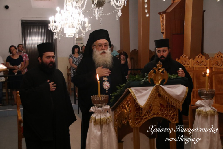 paraklis panagia 12