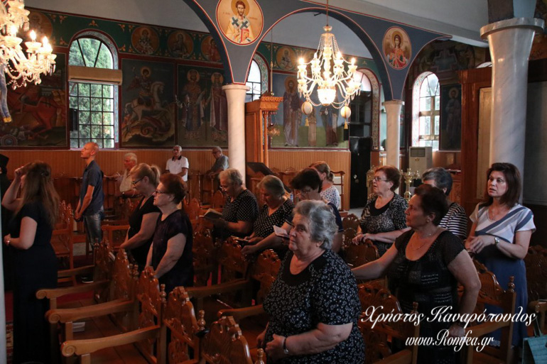 paraklis panagia 1