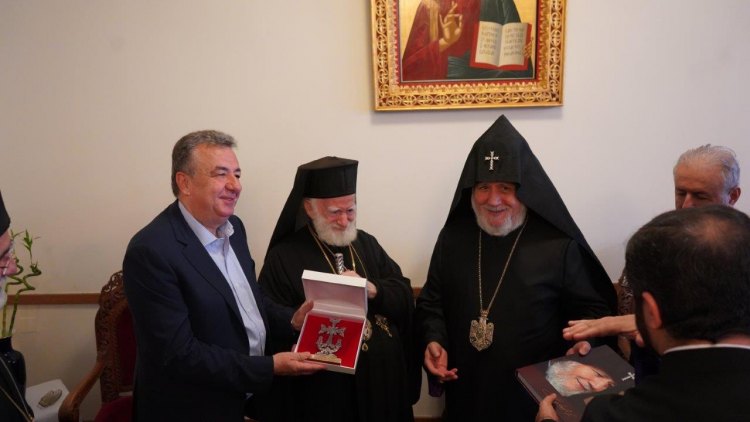 kritis armenios2