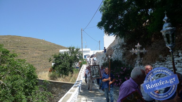 tinos 10