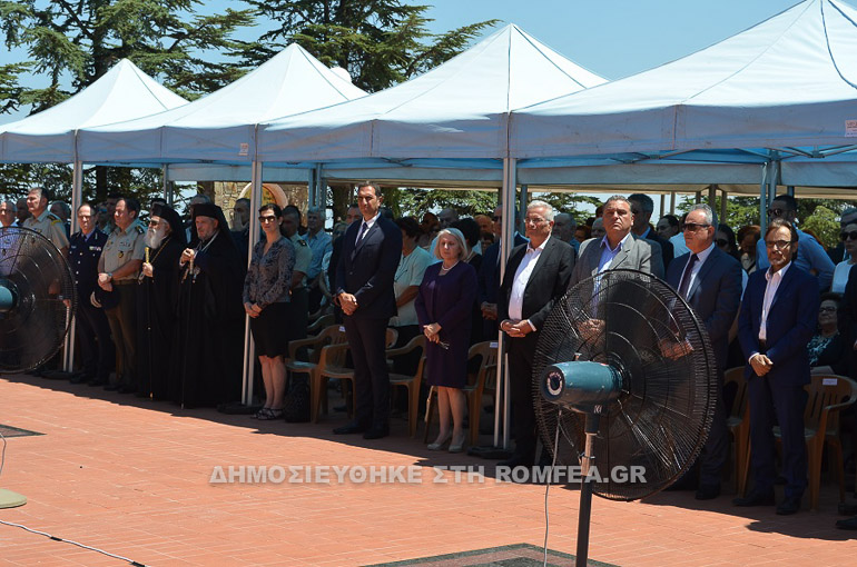 mnimosino makariou 1