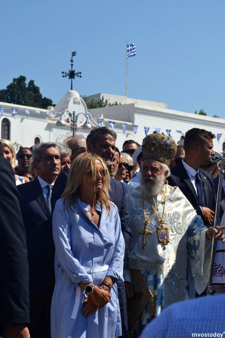 tinos dekapentabgoustos 1