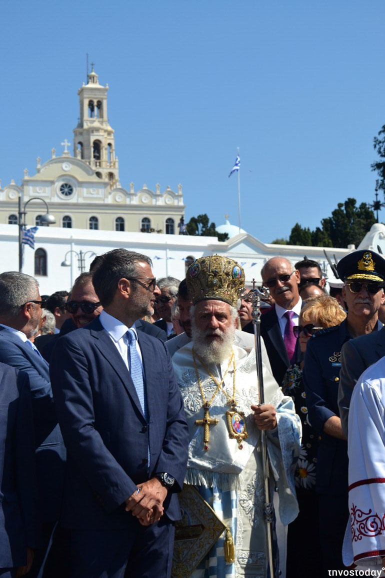 tinos dekapentabgoustos 1