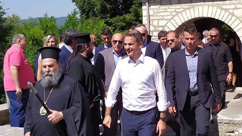 vella mitsotakis