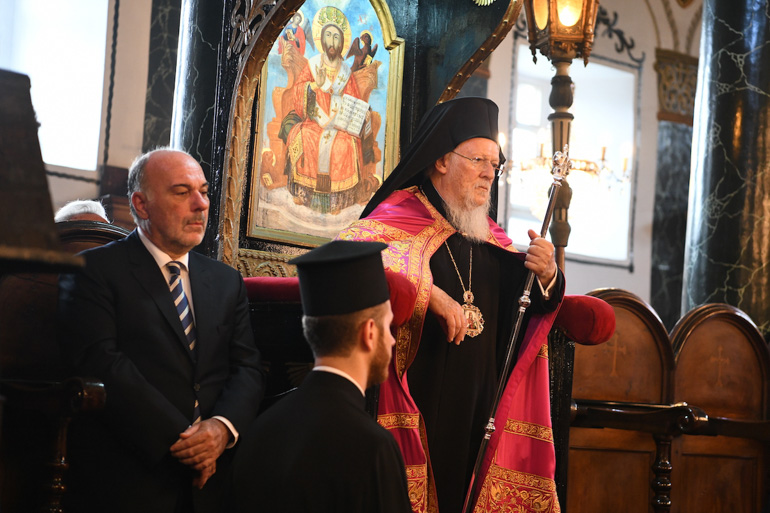 oikomenikos vivlio 5