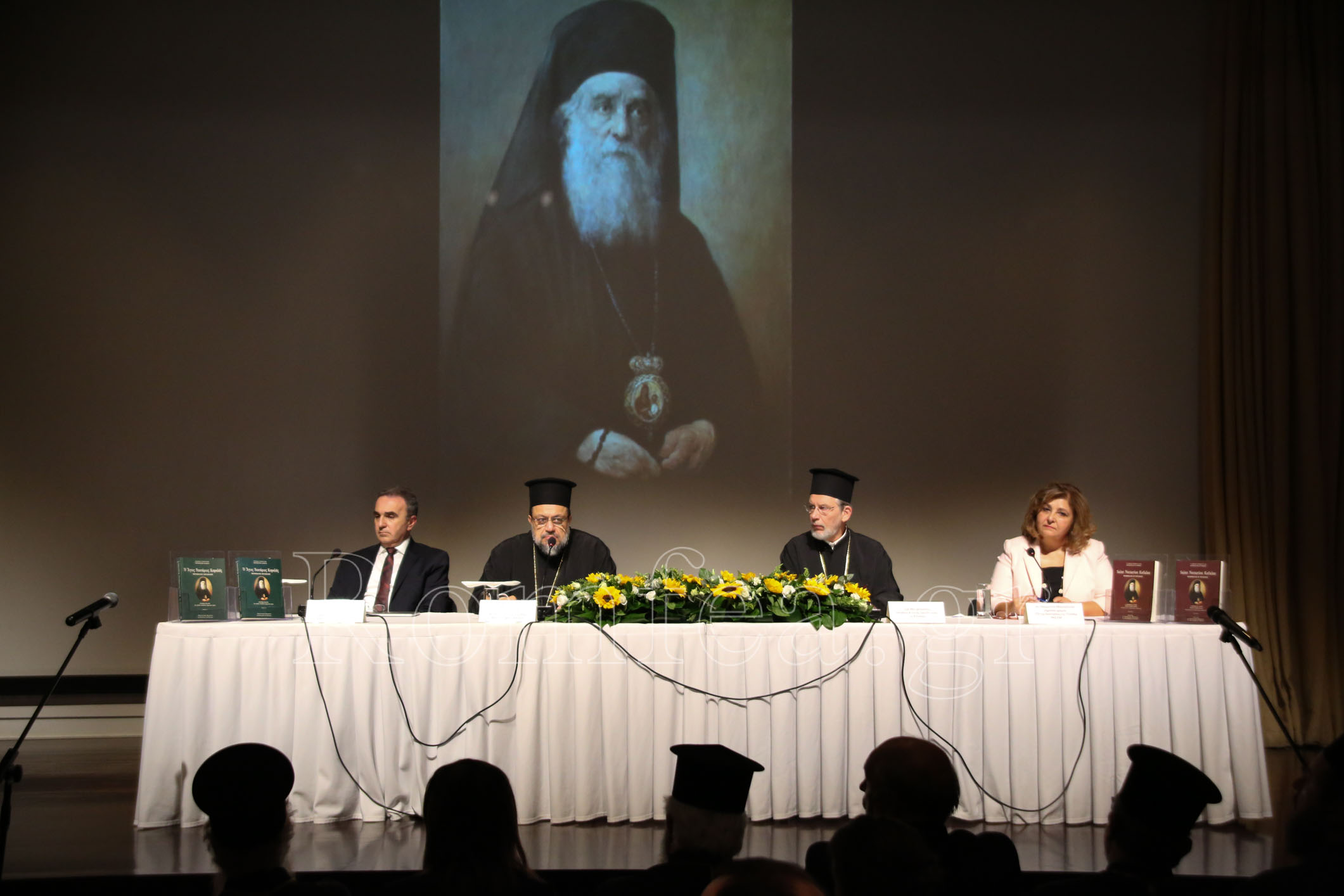 parousiasi agios nektarios 3