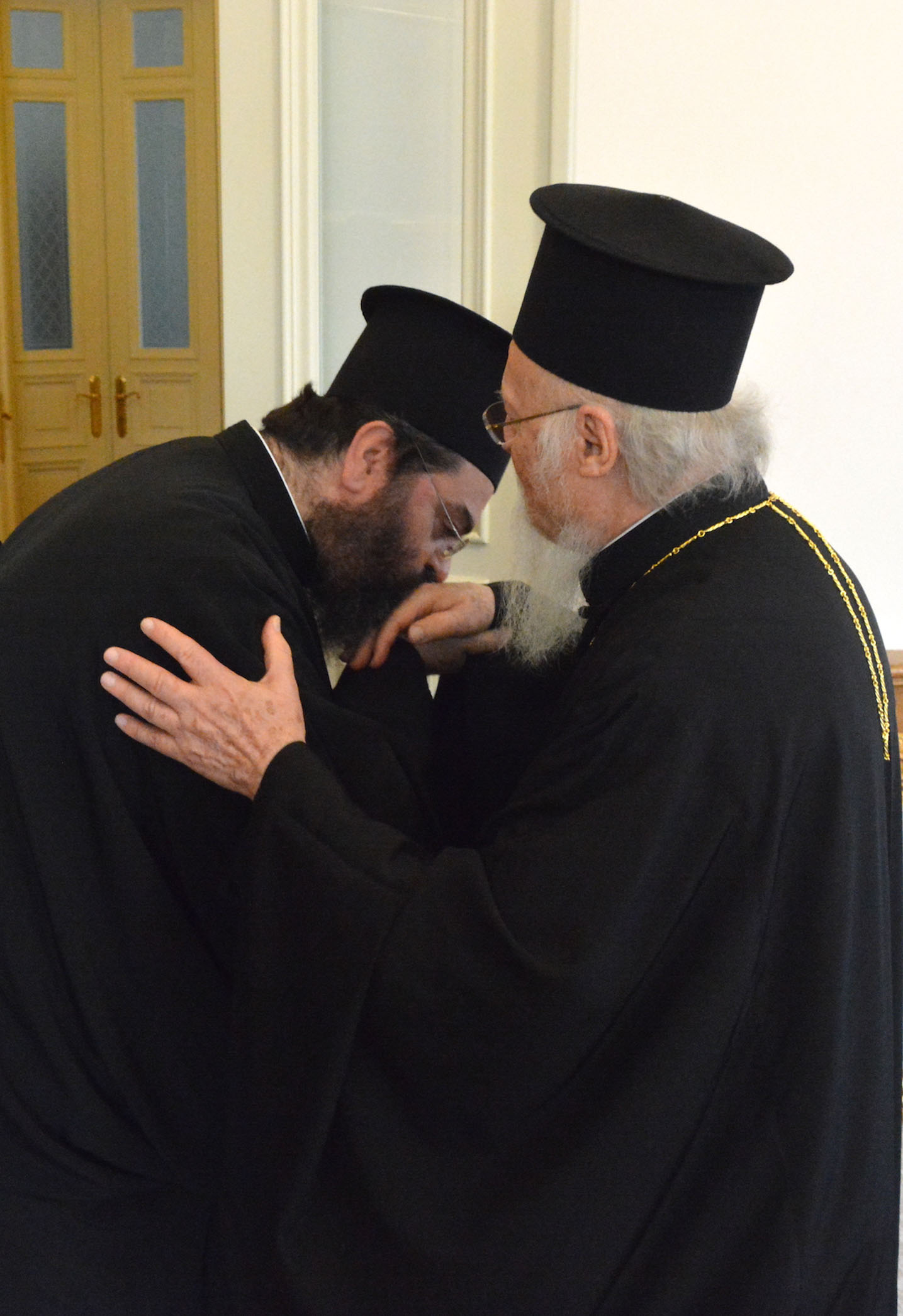 oikoumeniokos prosfyges 1
