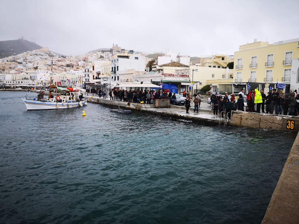 theofaneia syros2020e