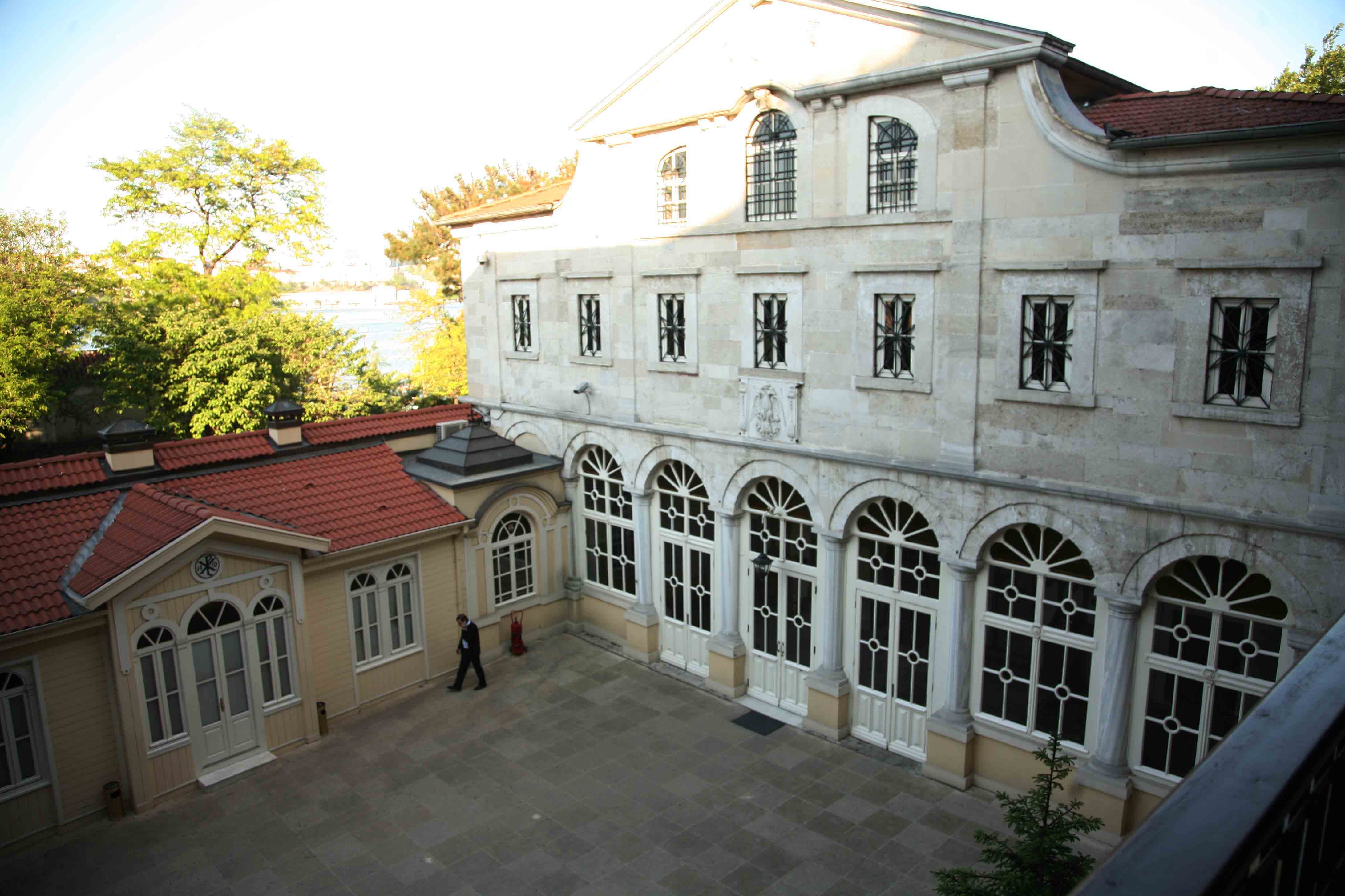 oikou fanari