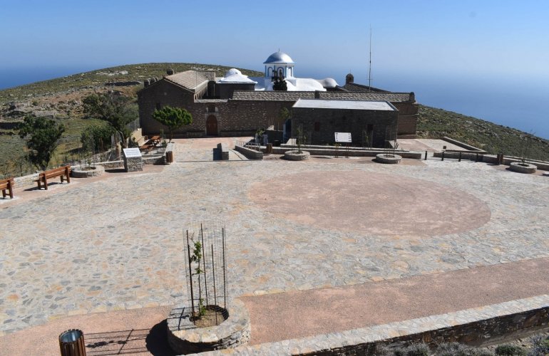 ergo monastiri xios