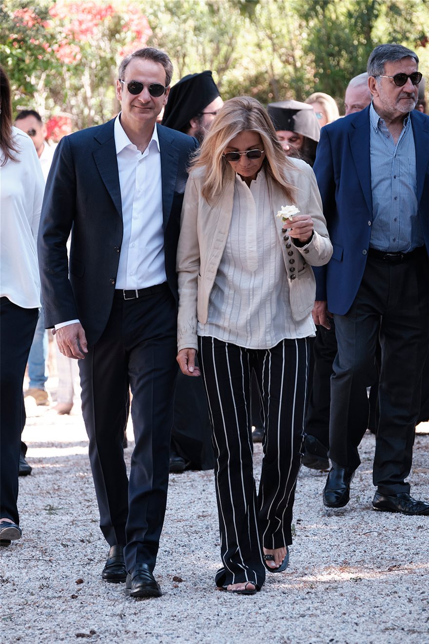 mitsotakis mnimosino3