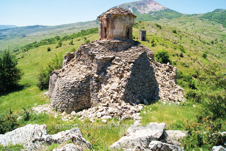 byzantinos naos 8