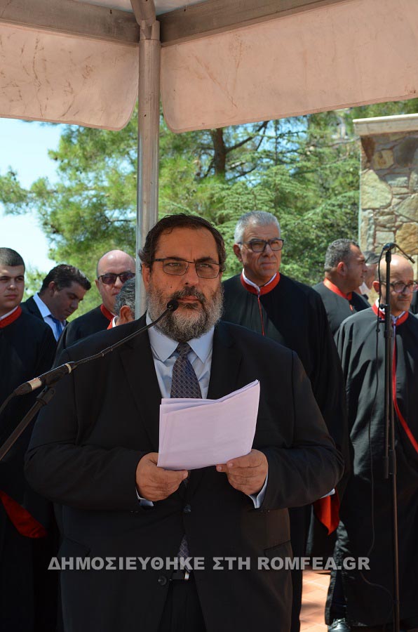 mnimosino makariou 2