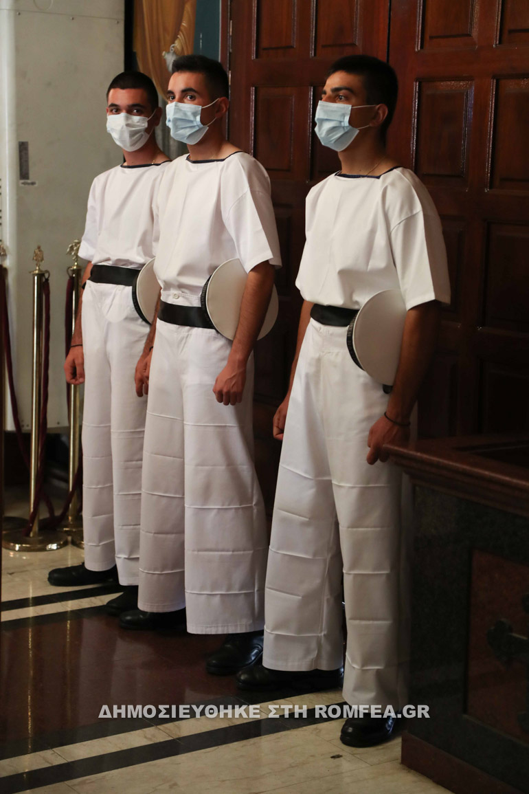 pesontes tillirias 1