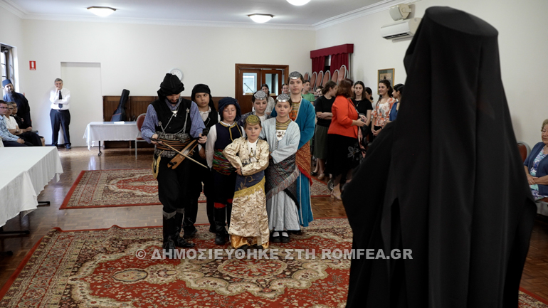 paradosiaka kalanta makarios 1