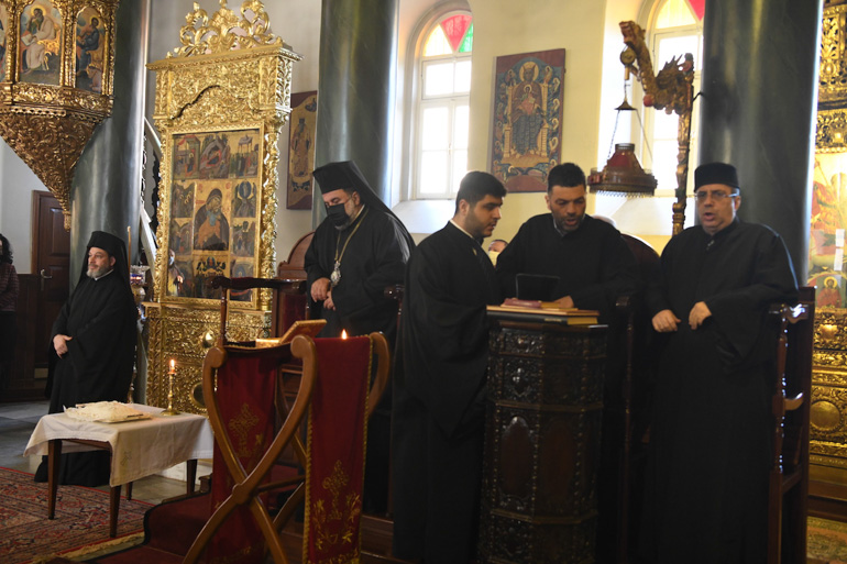 oikoumenikos xalkis 1