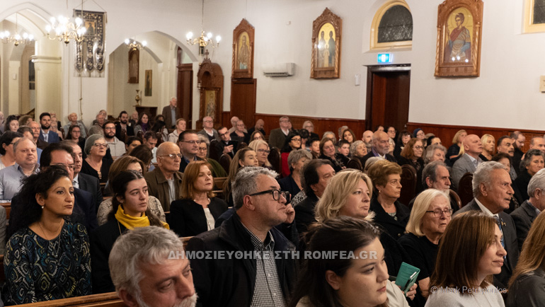 maxi kritis makarios 1