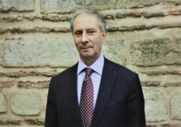 makarios maginas 2