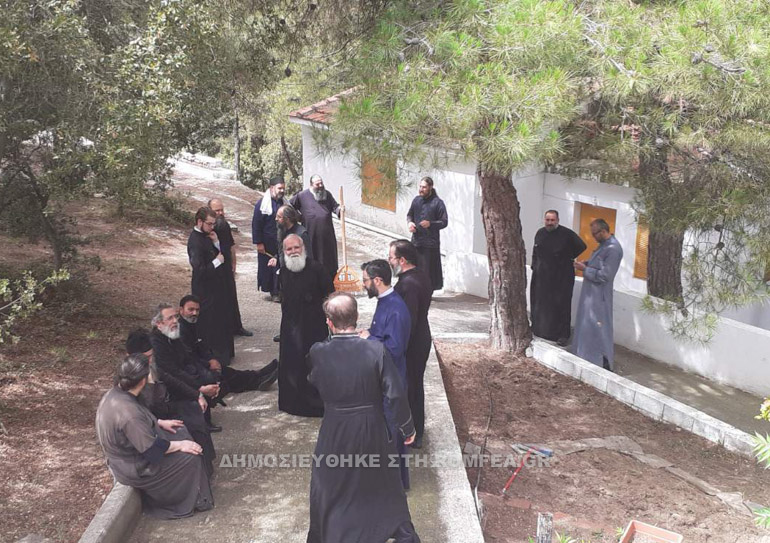 sigentrosi makarios 1