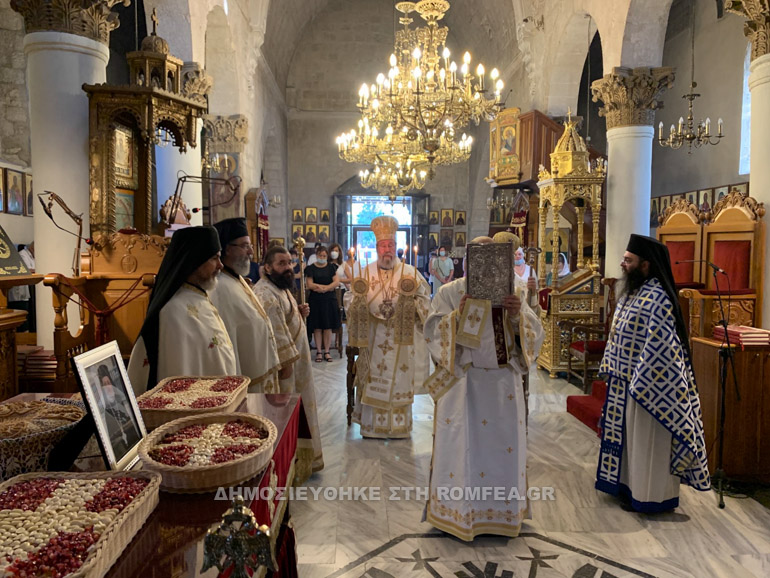 mnimosino eglistrioti 1