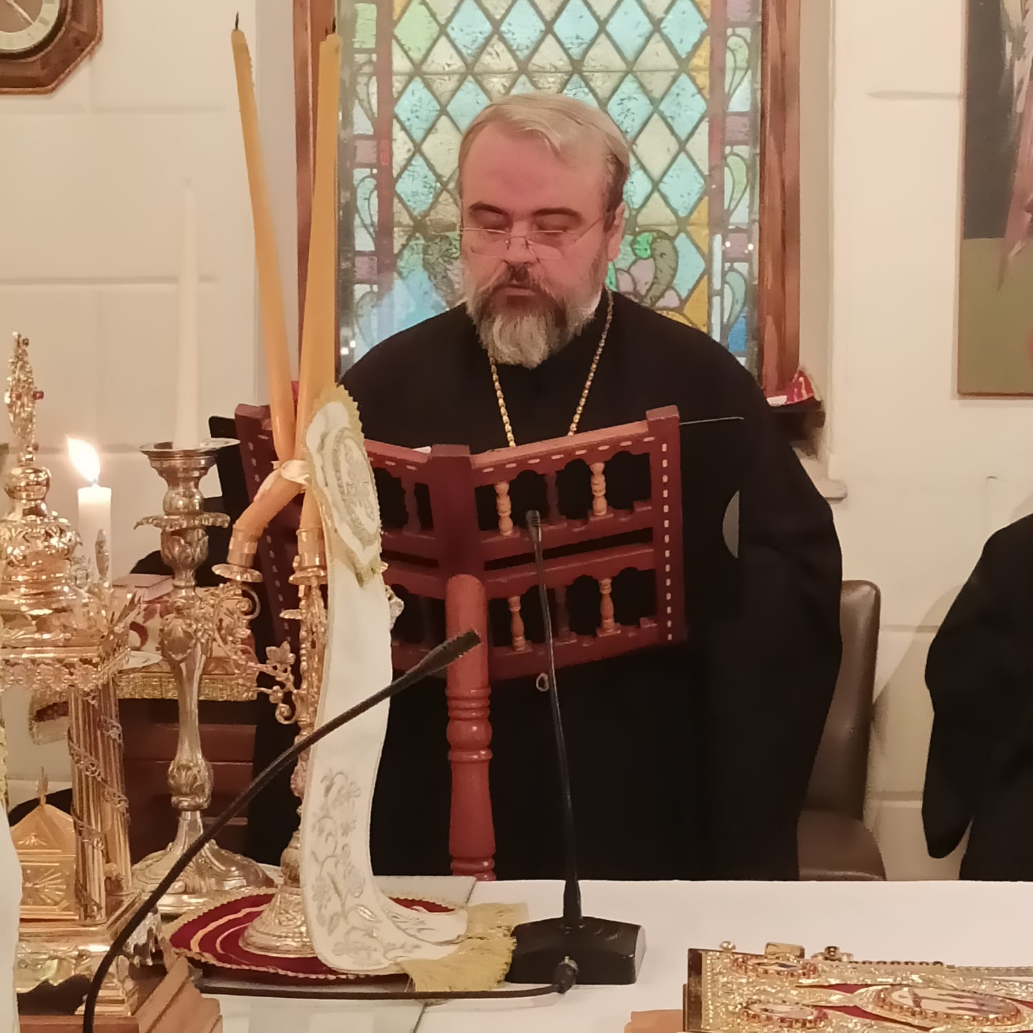 dekapentaugoustos smirni