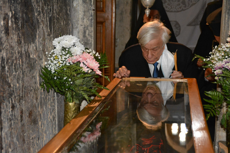 moni louka pavl 1