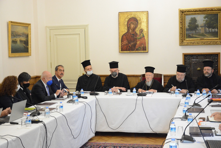 sinantisi ergasias 1