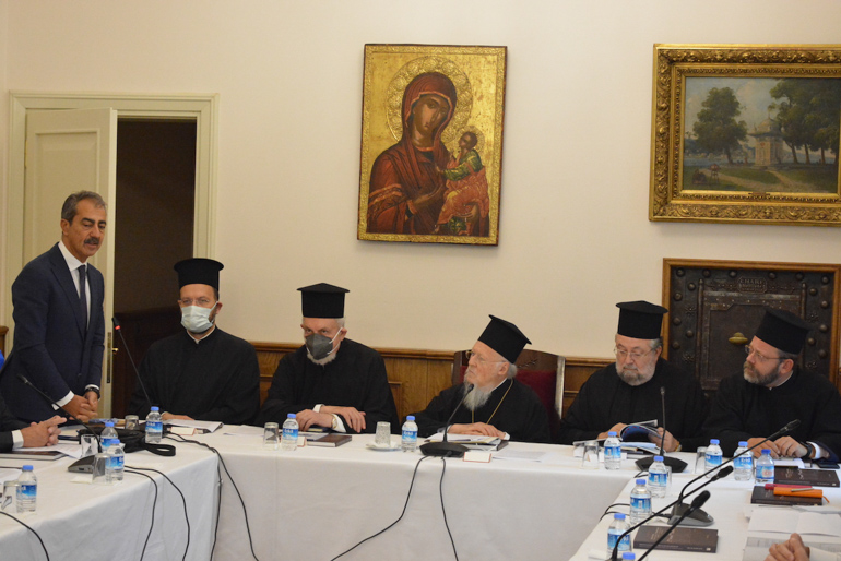 sinantisi ergasias 1