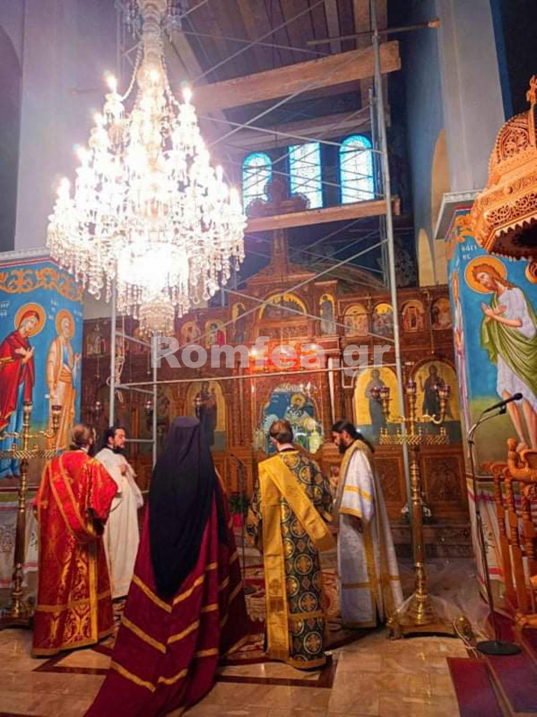 eikosietia makarios 1