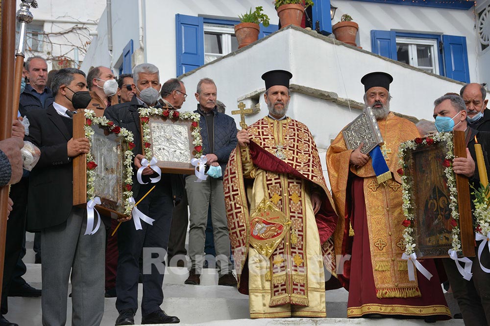 xristougenna tinos 54