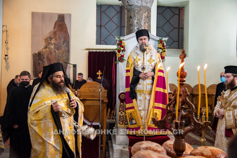 paramoni serres 1