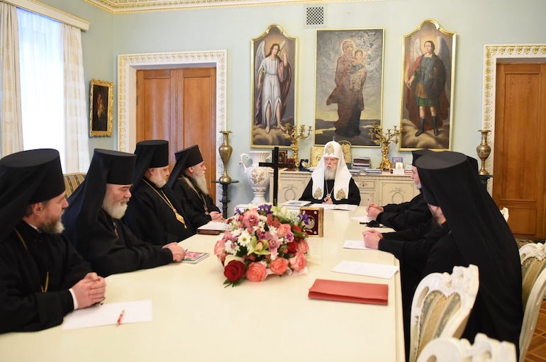 sinodos patriarxio kievou