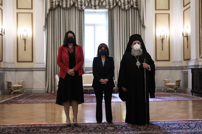 nenomismeni kritis 2