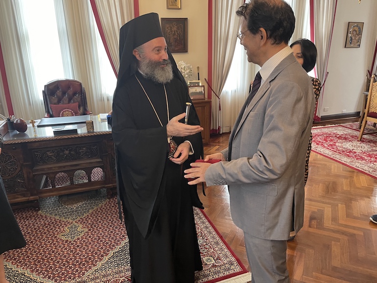 makarios presbis