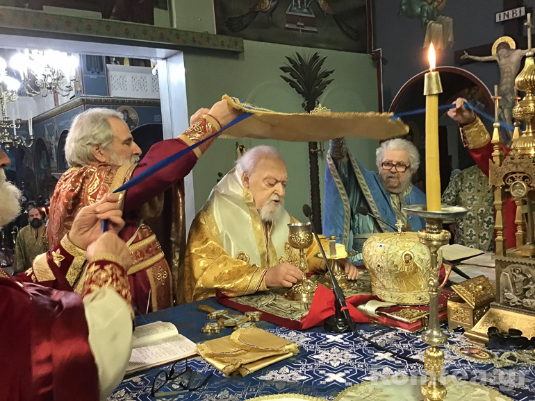 tirinis koronias 1