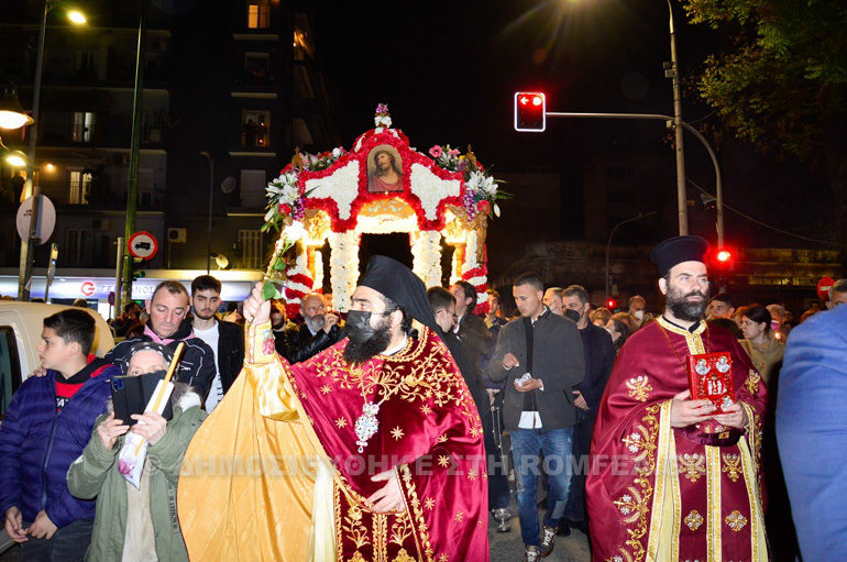 apokathilosi makarios 1