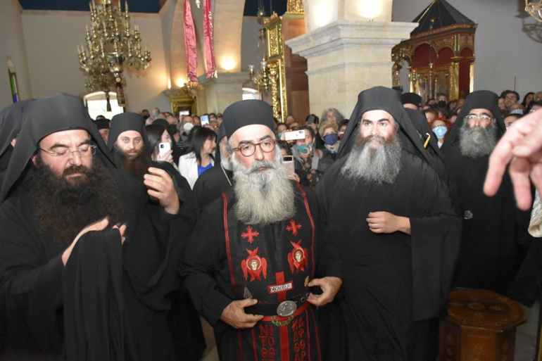 koura epanosifi 1