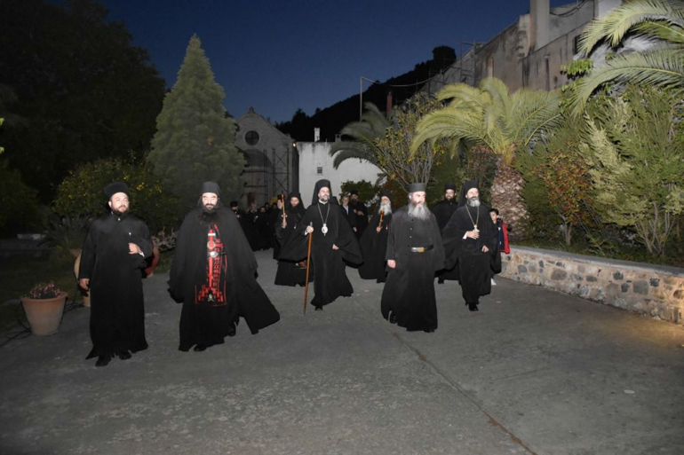 koura epanosifi 1