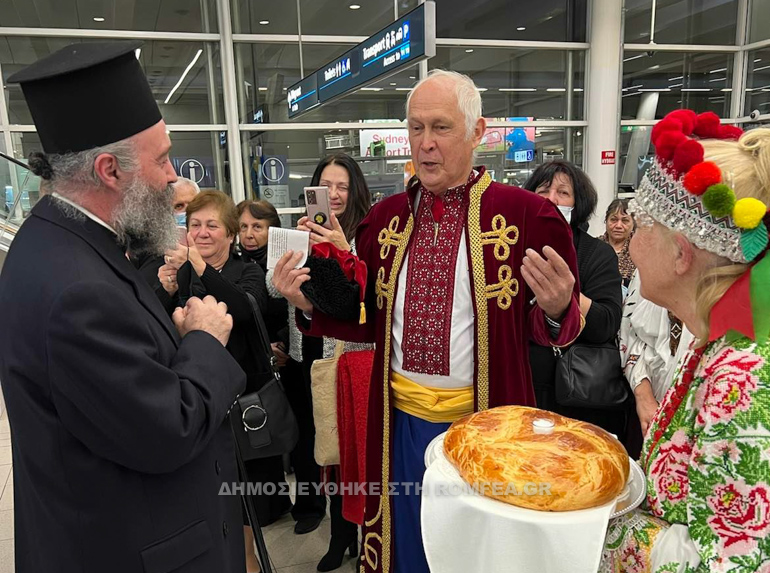 makarios oukranoi 4