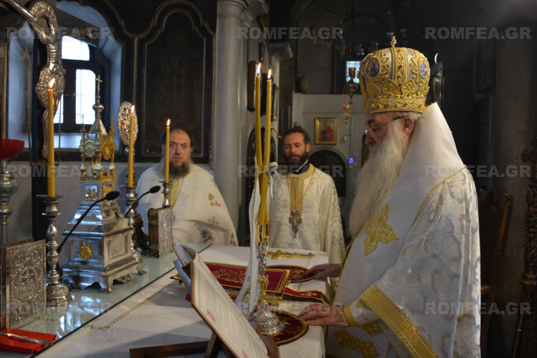 xristianoupoleos tinos 11