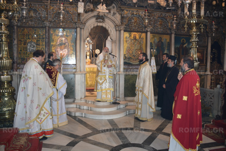 xristianoupoleos tinos 21